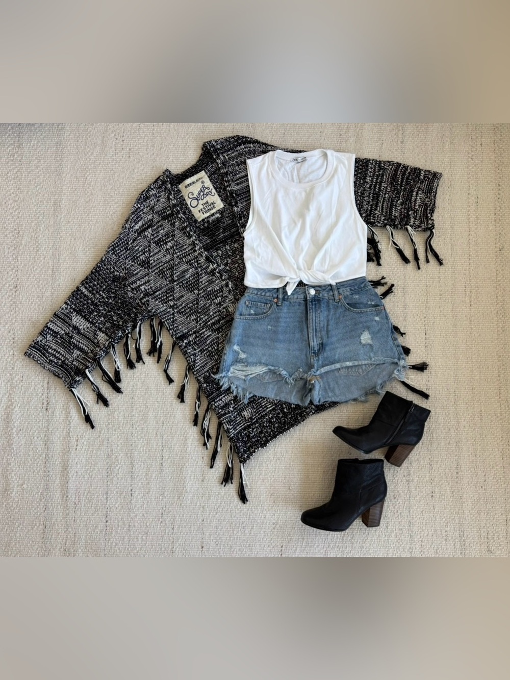 | Superdry | ‘The Festival Fringe’ Black & White Cardigan Women’s size Small